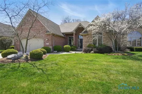 3862 Ravine Hollow Ct, Maumee, OH 43537