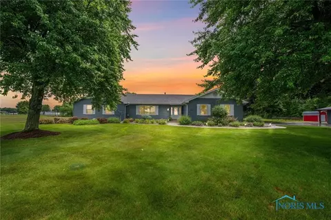 15180 Dirlam Rd, Bowling Green, OH 43402
