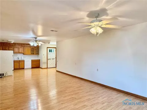 220 Rolland St, Bryan, OH 43506 photo 5