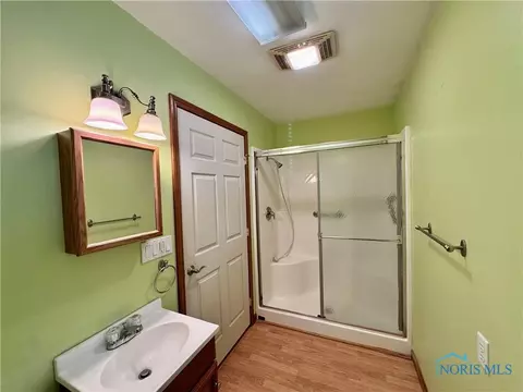 220 Rolland St, Bryan, OH 43506 photo 11