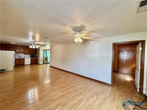 220 Rolland St, Bryan, OH 43506 photo 6