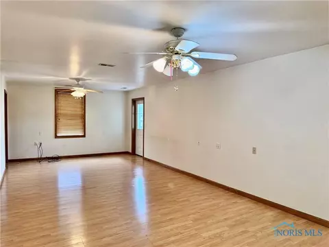 220 Rolland St, Bryan, OH 43506 photo 7
