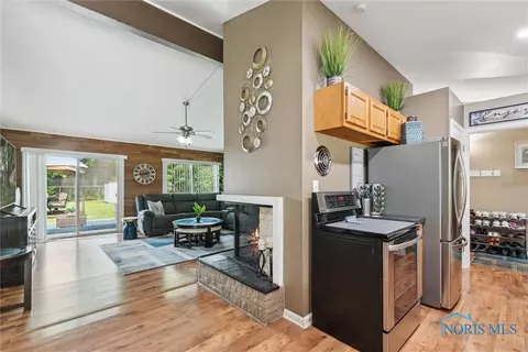 3530 Devon Hill Rd, Toledo, OH 43606 photo 22