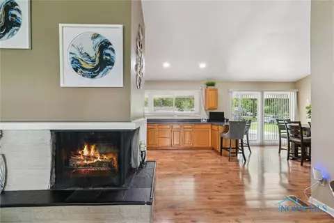 3530 Devon Hill Rd, Toledo, OH 43606 photo 17