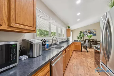 3530 Devon Hill Rd, Toledo, OH 43606 photo 23