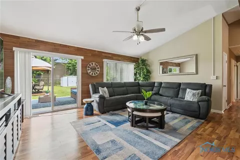 3530 Devon Hill Rd, Toledo, OH 43606 photo 27