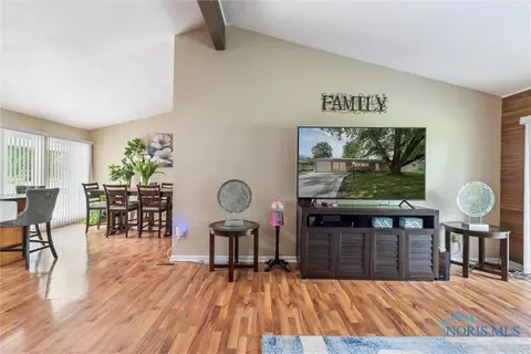 3530 Devon Hill Rd, Toledo, OH 43606 photo 25