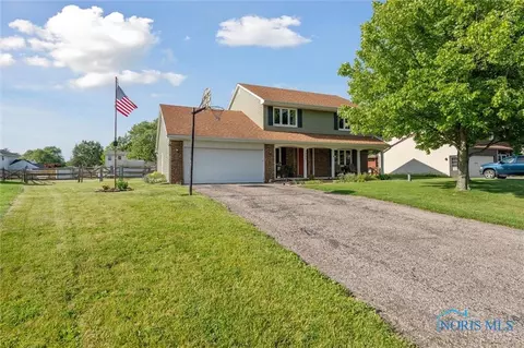 1260 Michelle Dr, Millbury, OH 43447