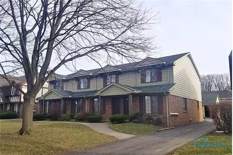 5435 Glenridge Dr, Toledo, OH 43614