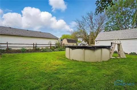 516 Robindale Ave, Oregon, OH 43616 photo 46