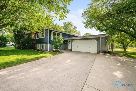 800 Jackson St, Bowling Green, OH 43402