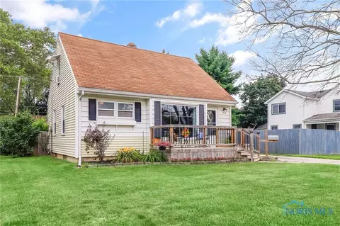 3122 Winston Blvd, Toledo, OH 43614