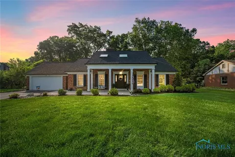 2921 Byrnwyck, Maumee, OH 43537