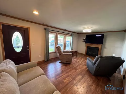 511 W Gage St, Forest, OH 45843 photo 5