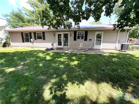 511 W Gage St, Forest, OH 45843 photo 2