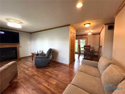 511 W Gage St, Forest, OH 45843 photo 6