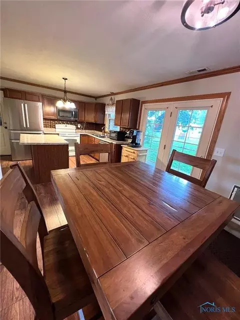 511 W Gage St, Forest, OH 45843 photo 10