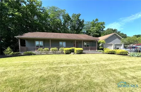 101 Rivers Edge Ln, Upper Sandusky, OH 43351