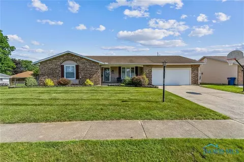 209 Barnsbury Dr, Lima, OH 45804
