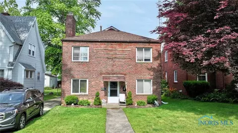 2911 Powhattan Pkwy, Toledo, OH 43606