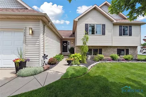 735 Hemlock St, Wauseon, OH 43567