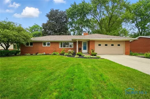 2317 Belvedere Dr, Toledo, OH 43614