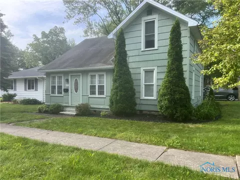 293 W Reed Ave, Bowling Green, OH 43402