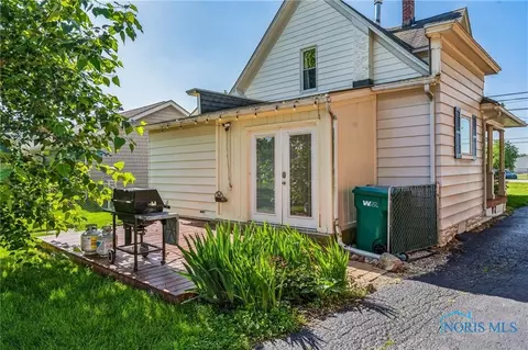 1022 E Sandusky St, Findlay, OH 45840 photo 7