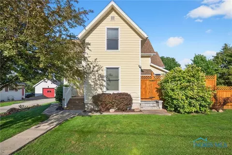 301 S High St, Pandora, OH 45877