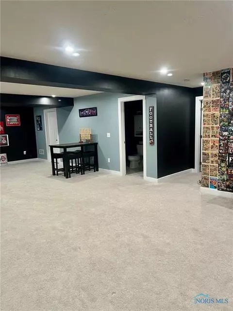 2068 Running Stream Ct, Centerville, OH 45458 photo 17