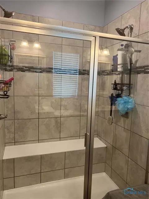 2068 Running Stream Ct, Centerville, OH 45458 photo 6