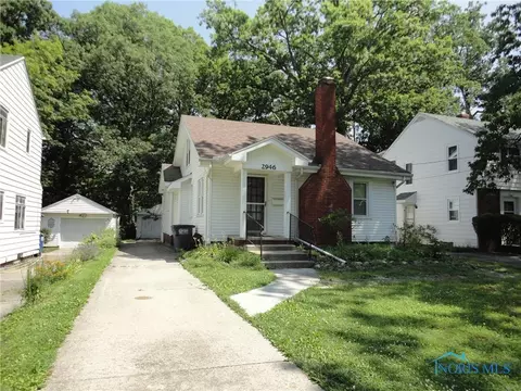 2946 Oxbridge Dr, Toledo, OH 43614