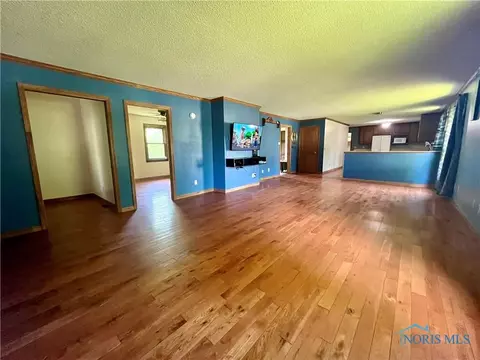 107 N Maple St, Payne, OH 45880 photo 9