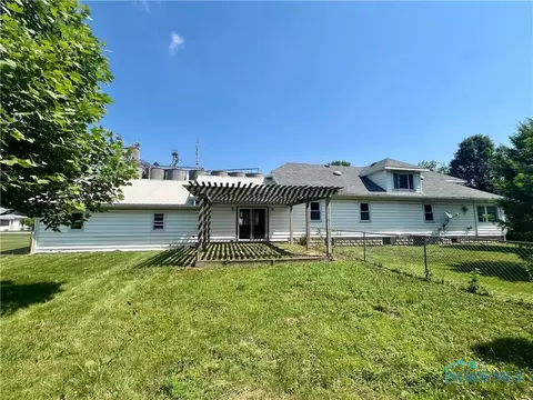 107 N Maple St, Payne, OH 45880 photo 4