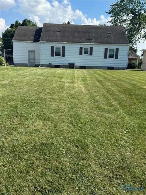520 W Main St, Leipsic, OH 45856 photo 3