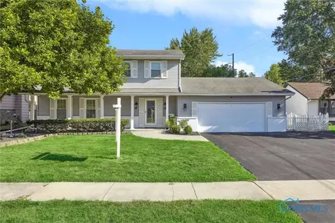6444 Antoinette Ln, Maumee, OH 43537