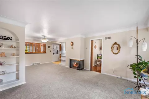 629 Secor Rd, Toledo, OH 43607 photo 7