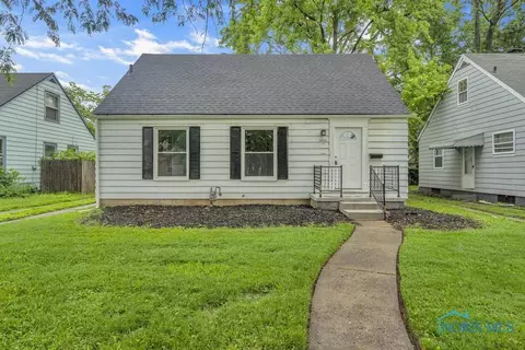 1512 Schuyler Rd, Toledo, OH 43612