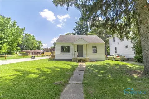 926 Searles Rd, Toledo, OH 43607