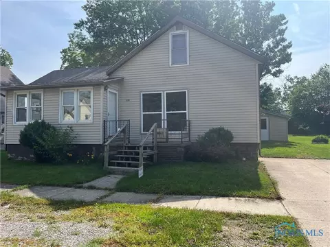 612 S Pleasant St, Montpelier, OH 43543