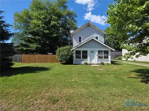 114 E North St, Wayne, OH 43466