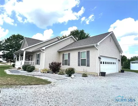 410 Spring St, Upper Sandusky, OH 43351 photo 3
