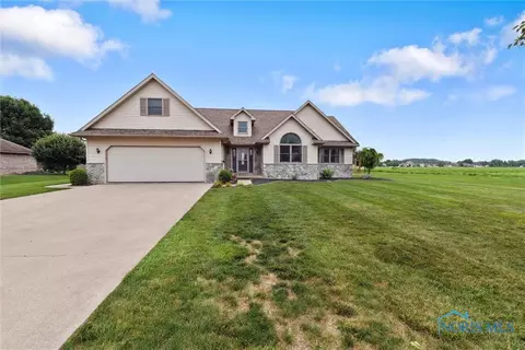 229 Burke St, Archbold, OH 43502