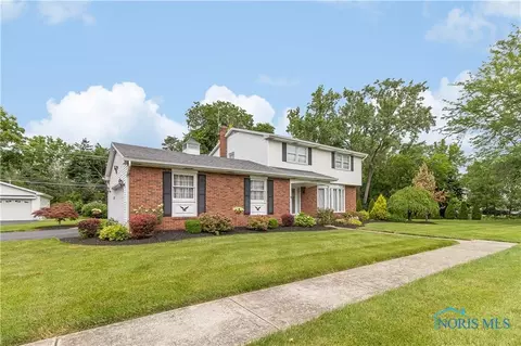 1010 Washington St, Genoa, OH 43430