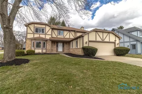 6842 Shieldwood Rd, Toledo, OH 43617