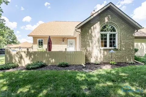 934 Turnbury Ln, Perrysburg, OH 43551