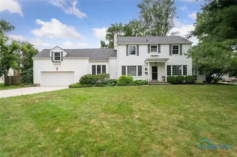 849 Wallace Ave, Bowling Green, OH 43402