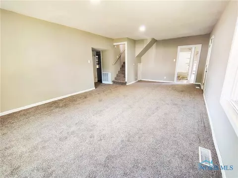 725 N Main St, Paulding, OH 45879 photo 3