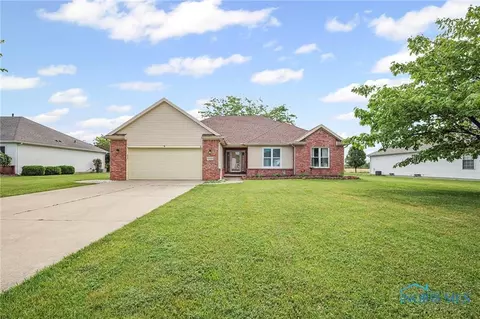30370 Cedar Valley Dr, Northwood, OH 43619