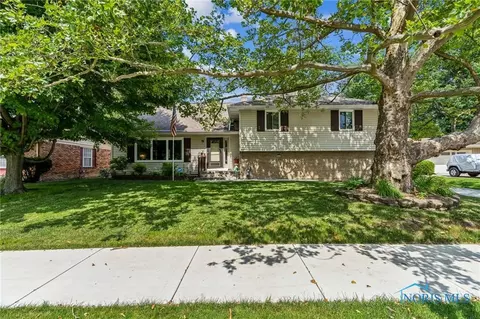 3075 Villa Dr, Toledo, OH 43614
